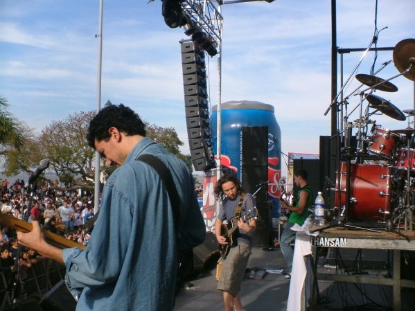 Fiesta de la Primavera 2006 junto a Las Pelotas (Santa Fe). 